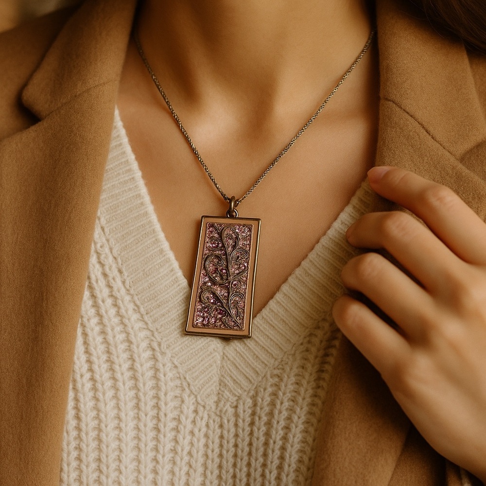 🌸 Pink Floral Filigree Pendant Necklace Silver Tone Vintage Inspired Jewelry